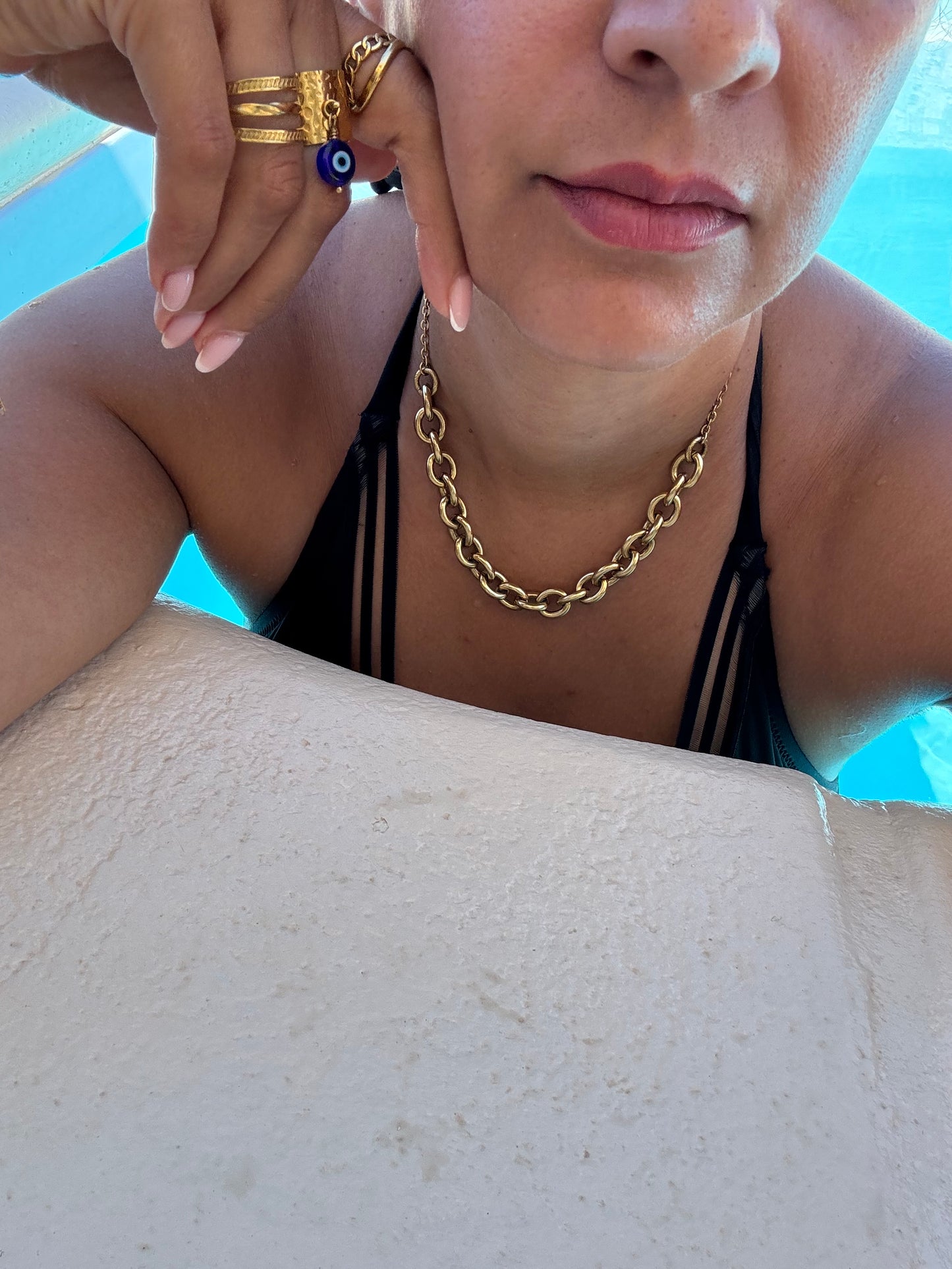 Collier SARA